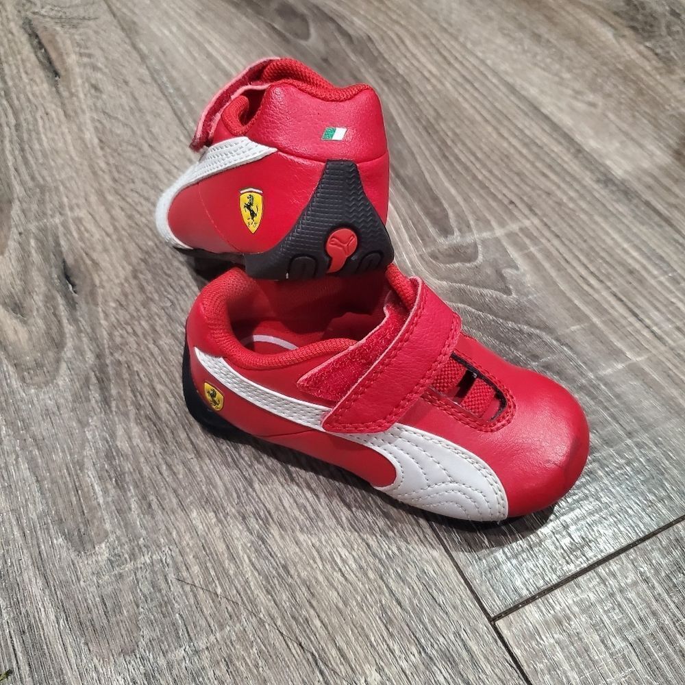 Baby Puma SF Future Cat V PS Unisex Sneakers Size 5C Baby Red Ferrari Shoes